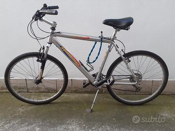 Bicicletta MONTANA  MTB