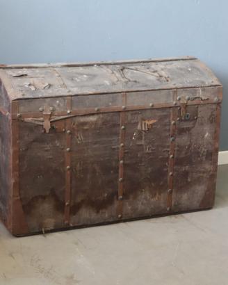 Antico baule cassone forziere ferramenta originale