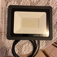 3 Fari LED da giardino - esterno