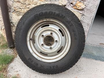 NEXEN ROADIAN AT 4x4 205/80 R16 104T + CERCHI
