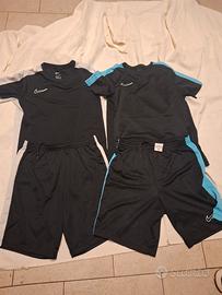 2 completi Nike