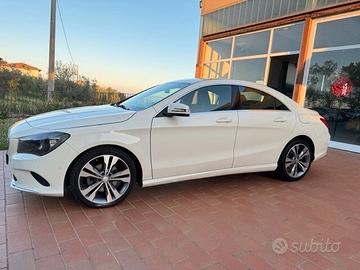 Mercedes-benz CLA 180 d Automatic Premium
