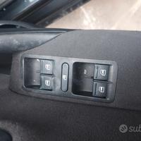 Pulsantiera anteriore sx vw polo anno 2010