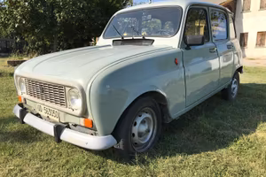 Renault 4
