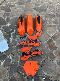 KIT PLASTICHE KTM