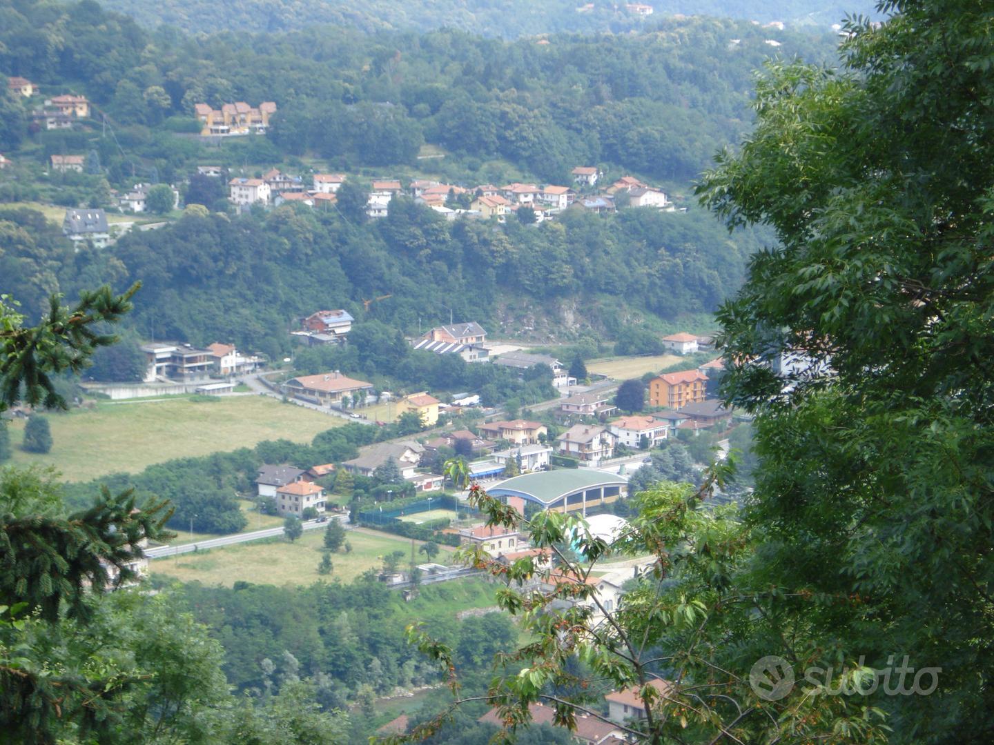 Casa rustico con terreno adiacente - Vista 3