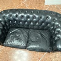 Divano chesterfield nero vera pelle