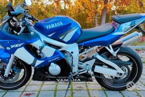 Yamaha R6 YZF 600 del 2001