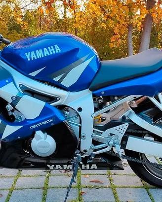 Yamaha R6 YZF 600 del 2001