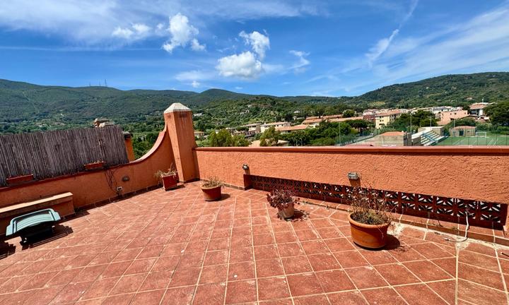 Porto ercole attico 82 mq