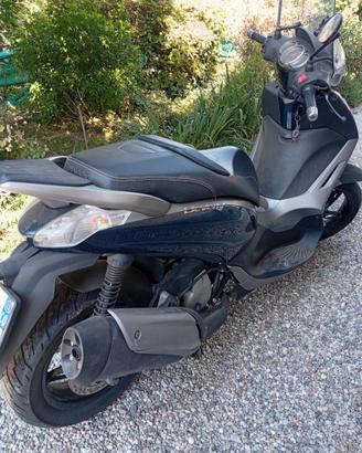 piaggio Beverly 300