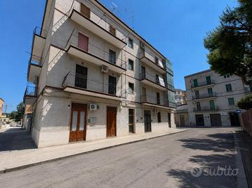 2 LOCALI A FOGGIA