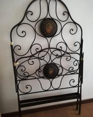 LETTO ANTICO IN FERRO BATTUTO PERIODO 1800