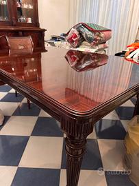 Tavolo e credenza prezzo simbolico per sgombero