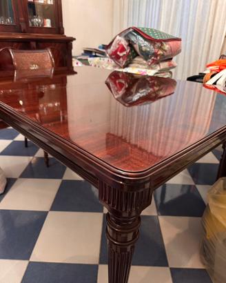 Tavolo e credenza prezzo simbolico per sgombero