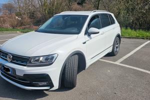 TIGUAN 1.4 TSI SPORT R-LINE