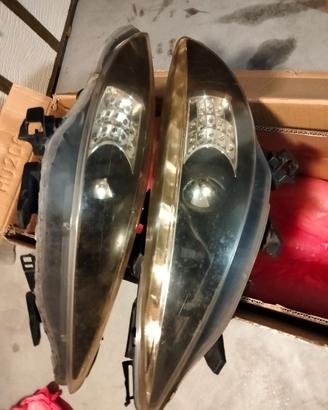 Fari anteriori per Peugeot 207