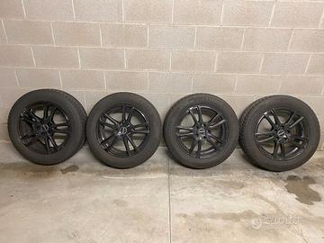 Set 4 ruote complete per BMW X1 (misura 225/55 R