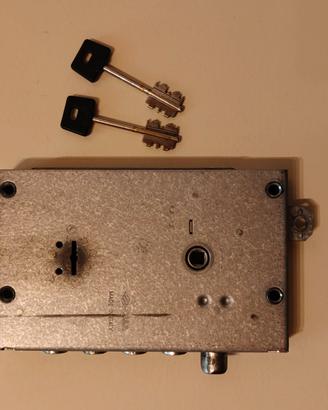Serratura porta blindata