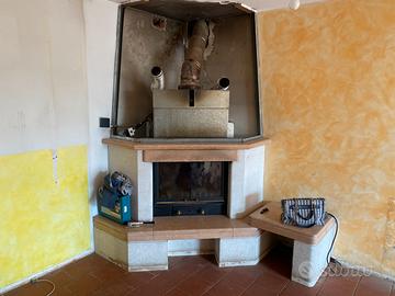 Camino con scambiatore di calore Jolly Mec