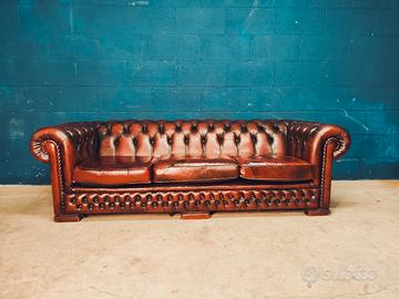 Divano Chester Chesterfield vera pelle Bordeaux 