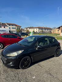 Peugeot 207 1.4.cc GPL anno 200