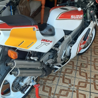 Suzuki rgv 250
