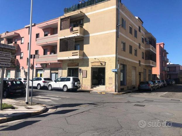 Locale commerciale - Quartu Sant'Elena
