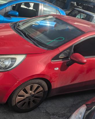 KIA RIO 2011-2015 1.4 CRDi WGT 5 Porte