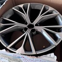 Cerchi e gomme 21 pollici audi S Q8