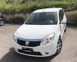 Auto Sandero dacia mille 1.5 Diesel