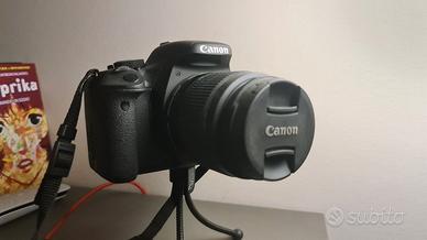 Canon EOS 600D con obbiettivo 18/55