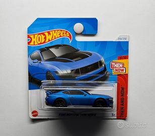 Hot Wheels Ford Mustang Dark Horse Blu Opaco 2024