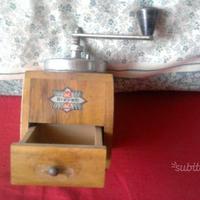 Macina caffe' anni 50 brevetti at