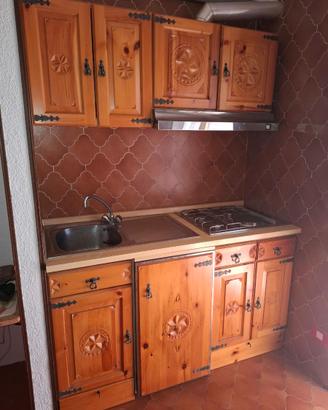 Cucina in stile rustico alpino