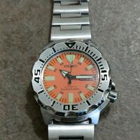 SEIKO ORANGE MONSTER SKX781.