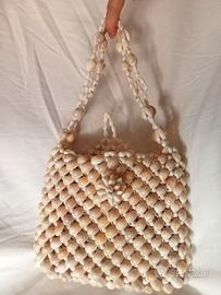 Borsa in conchiglia