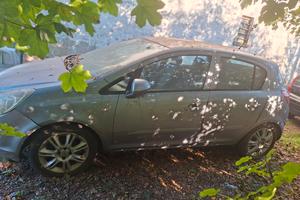 opel corsa anno 2007 gpl e benzina 