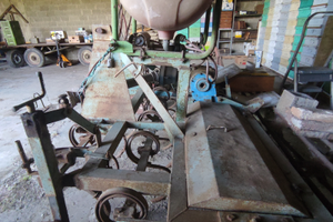 Macchina per lavorazione del terreno