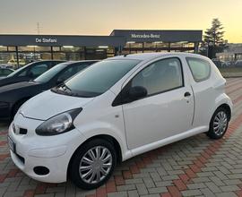 Toyota Aygo 1.0 12V VVT-i 5 porte Now Connect