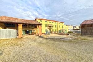 VILLA SINGOLA A SAN GIORGIO IN BOSCO