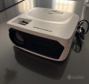 Videoproiettore United vp800