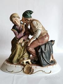 capodimonte "coppia di vecchietti che bisbigliano"