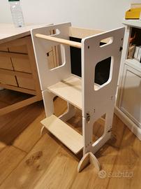 Torre montessoriana tavolino lavagna