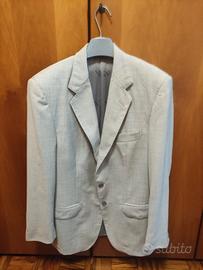 completo uomo elegante 