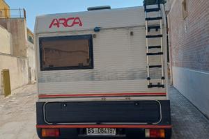 Permuta con cabinato a motore 4 posti letto