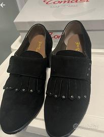 Scarpe nuove scamosciate Tomasi N. 37,5
