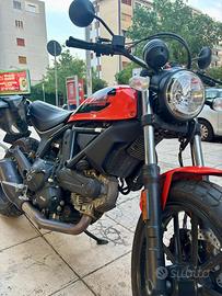 Ducati Scrambler Sixty two 400