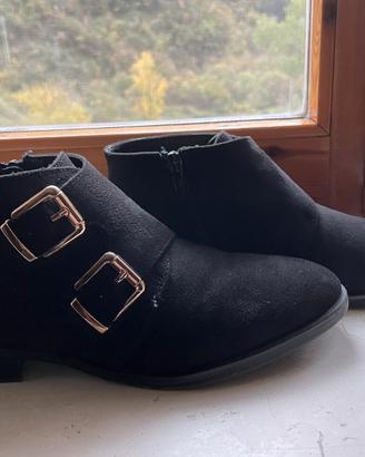 Stivaletti di camoscio