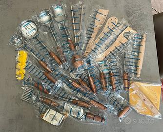 Set 26 utensili cucina Foppapedretti nuovissimi